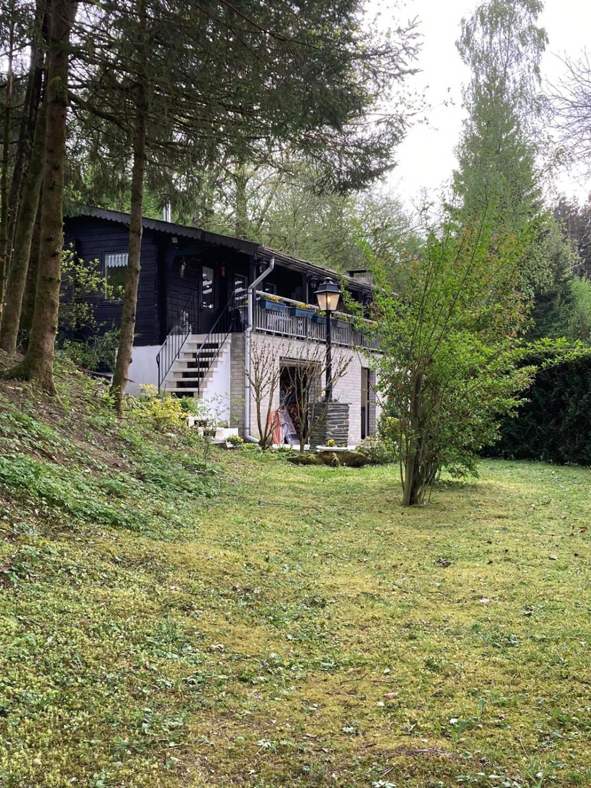 Le Vieux Pres Villa Bertrix Exterior photo