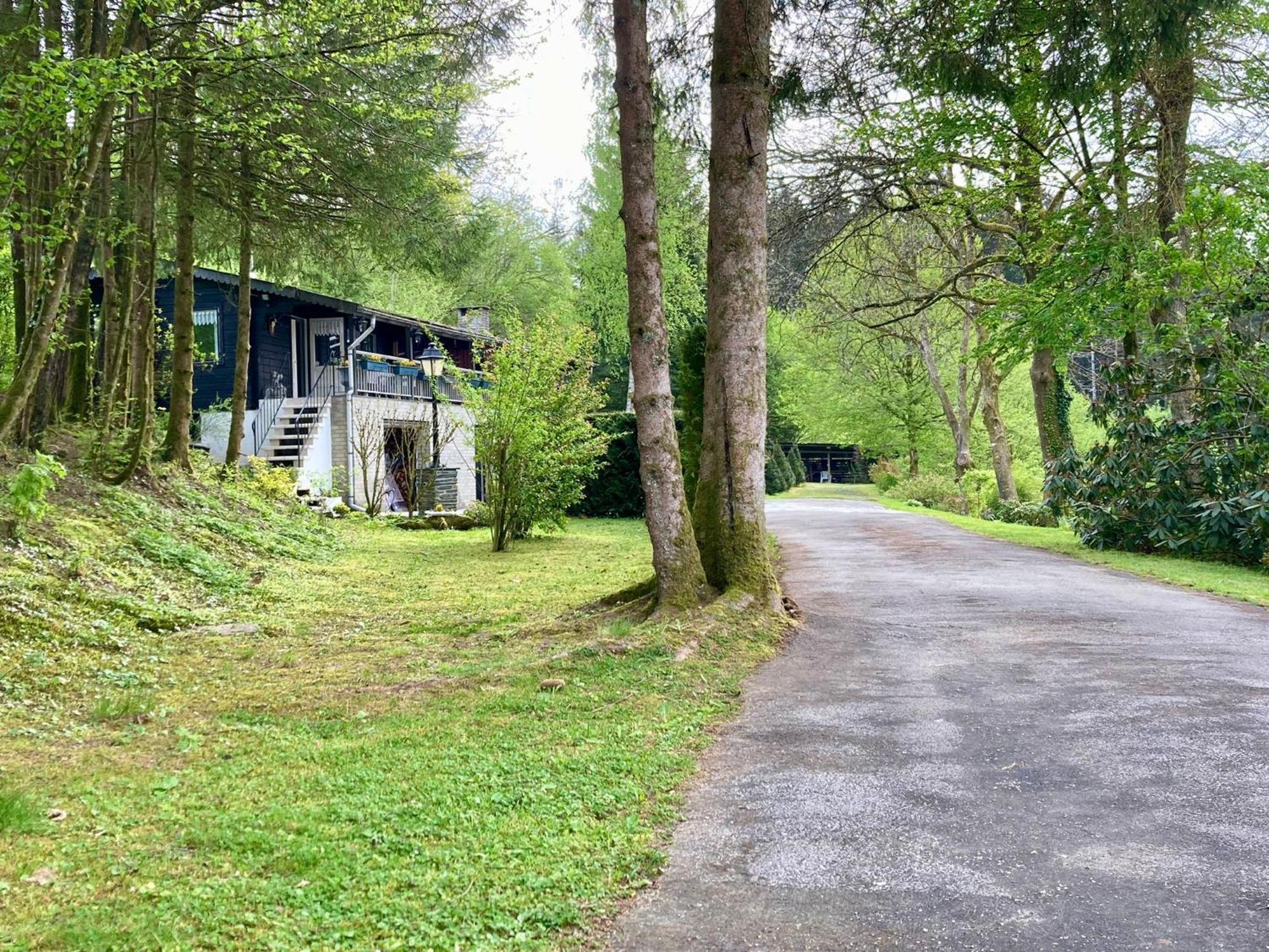 Le Vieux Pres Villa Bertrix Exterior photo